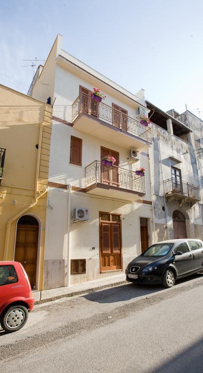 Casa Liberta Apartment Кастеламаре дел Голфо Екстериор снимка